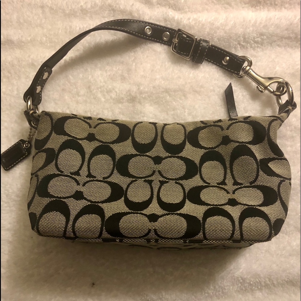 Coach classic Signature bag